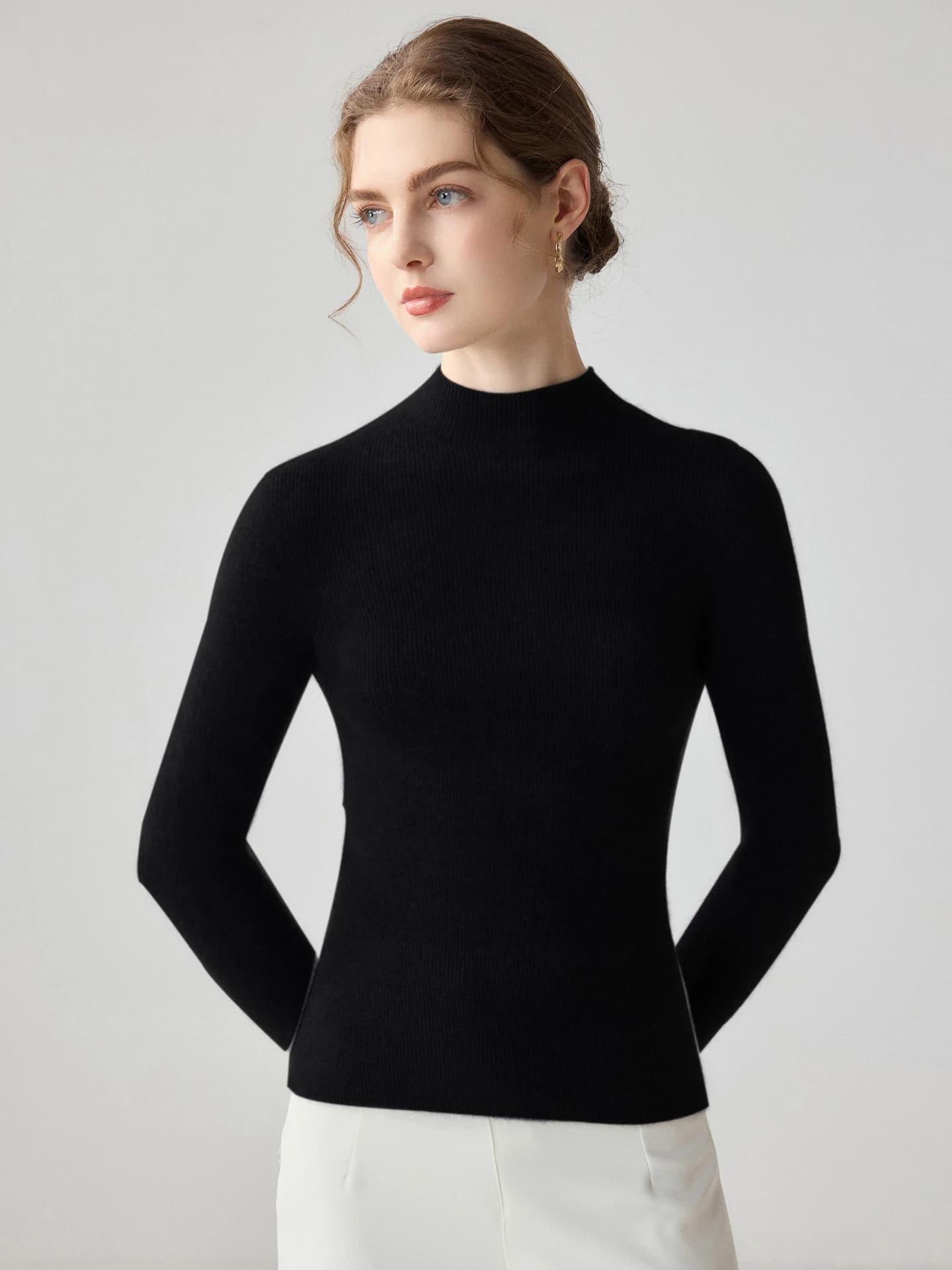 Seamless Slim-Fit Mock-Neck · FRONT