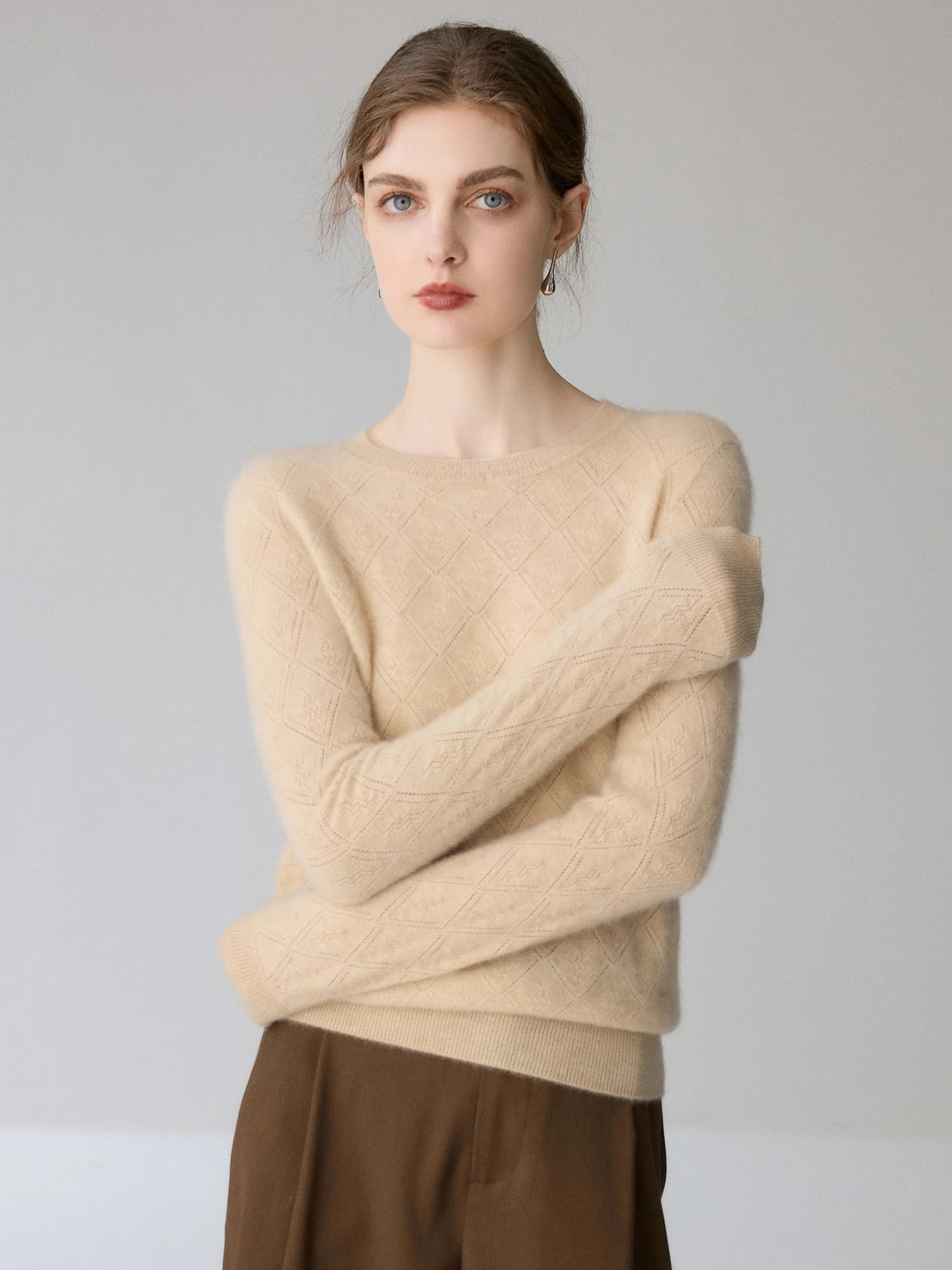 12-Gauge Crew-Neck Pointelle · FRONT