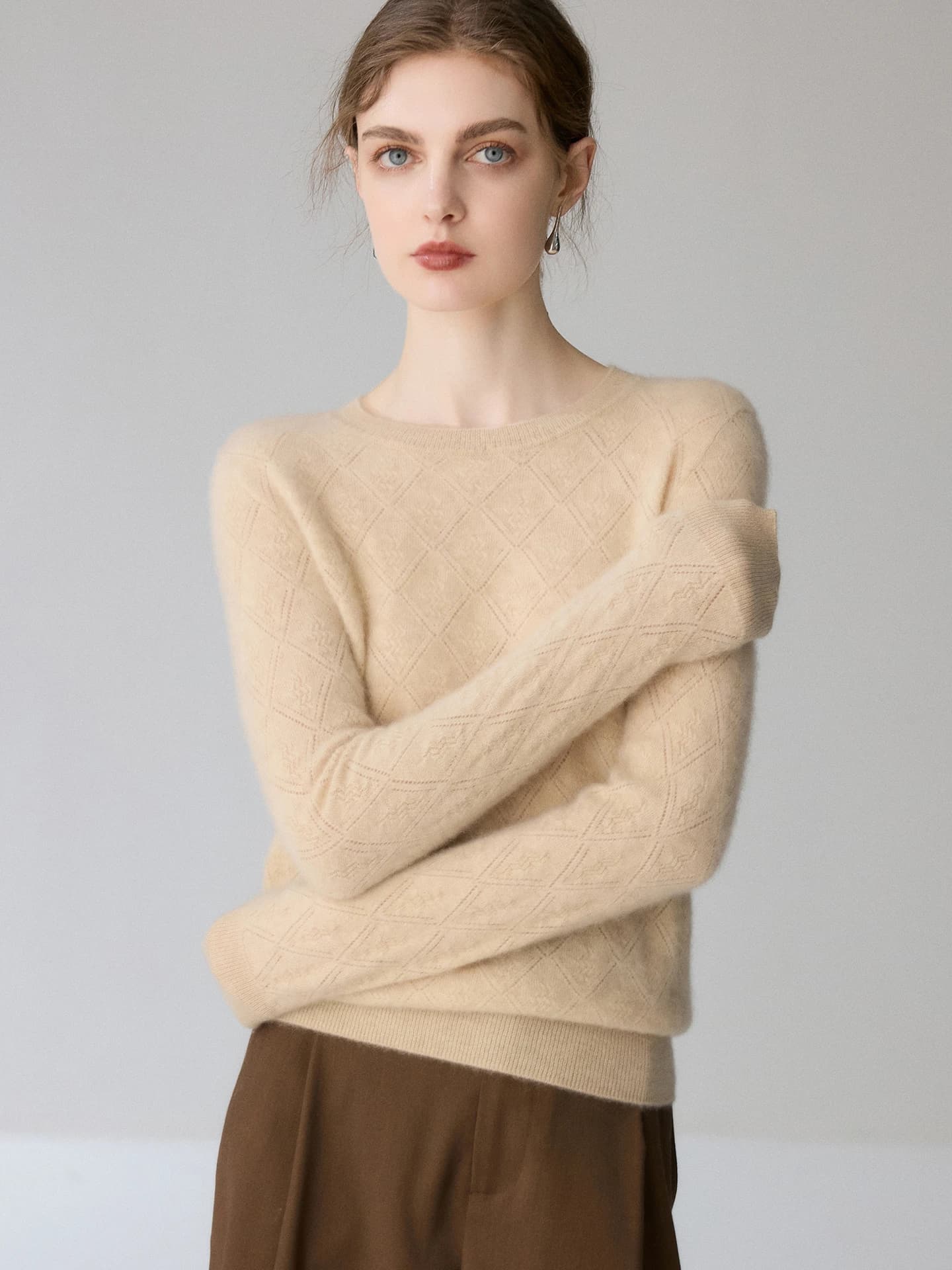 12-Gauge Crew-Neck Pointelle · FRONT