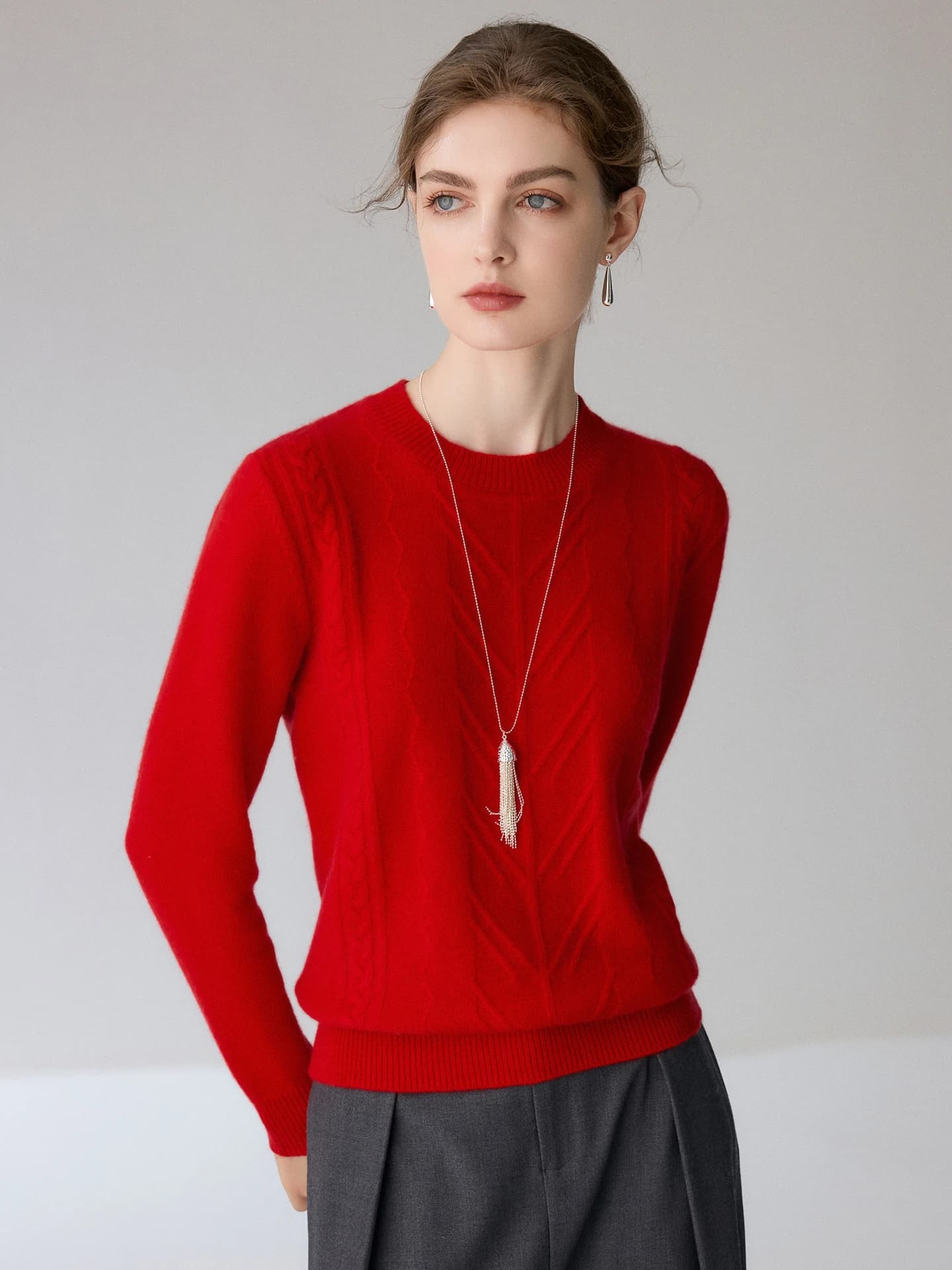 7-Gauge Heavyweight Crew-Neck Cable-Knit · FRONT