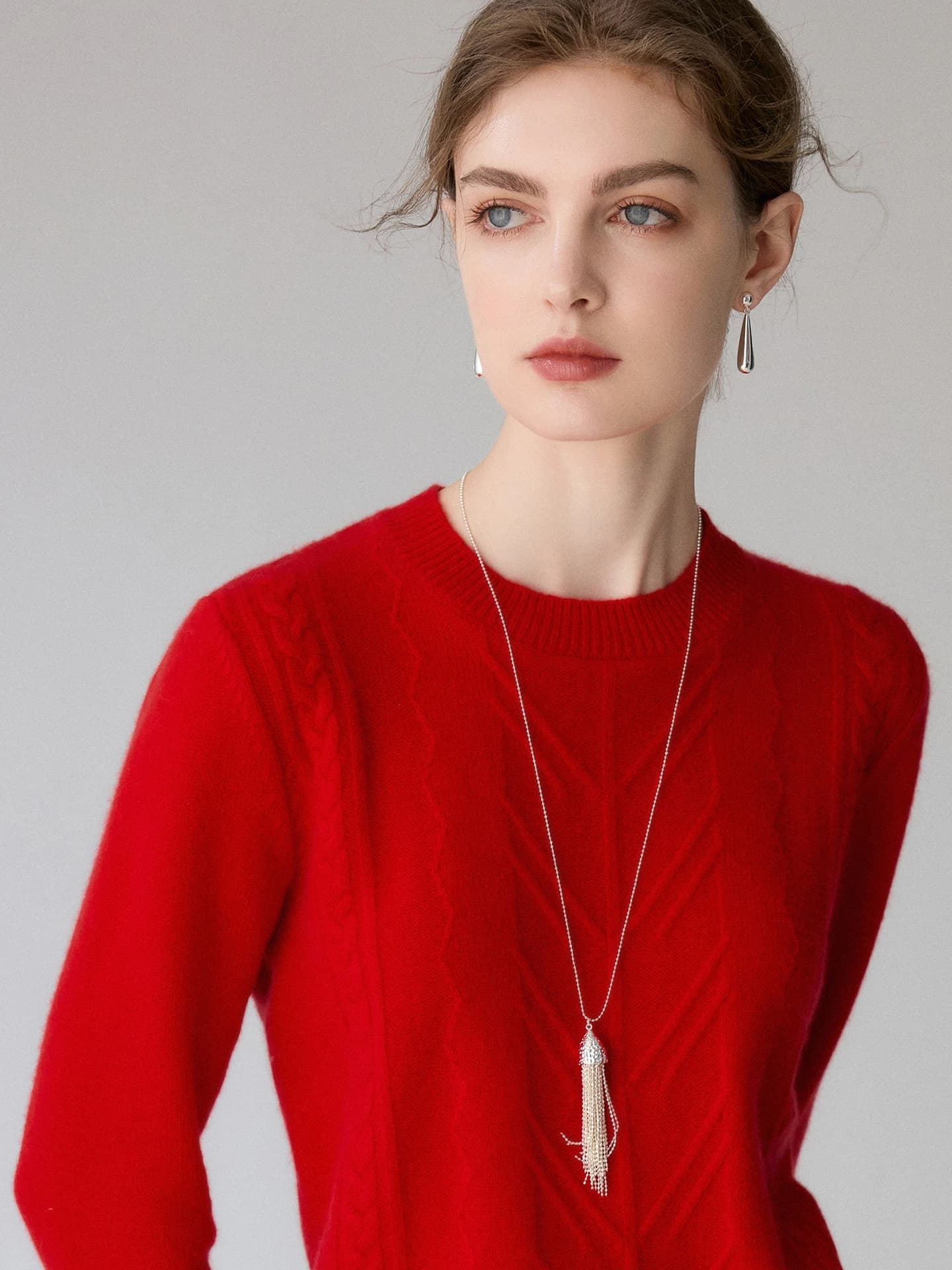 7-Gauge Heavyweight Crew-Neck Cable-Knit · FRONT