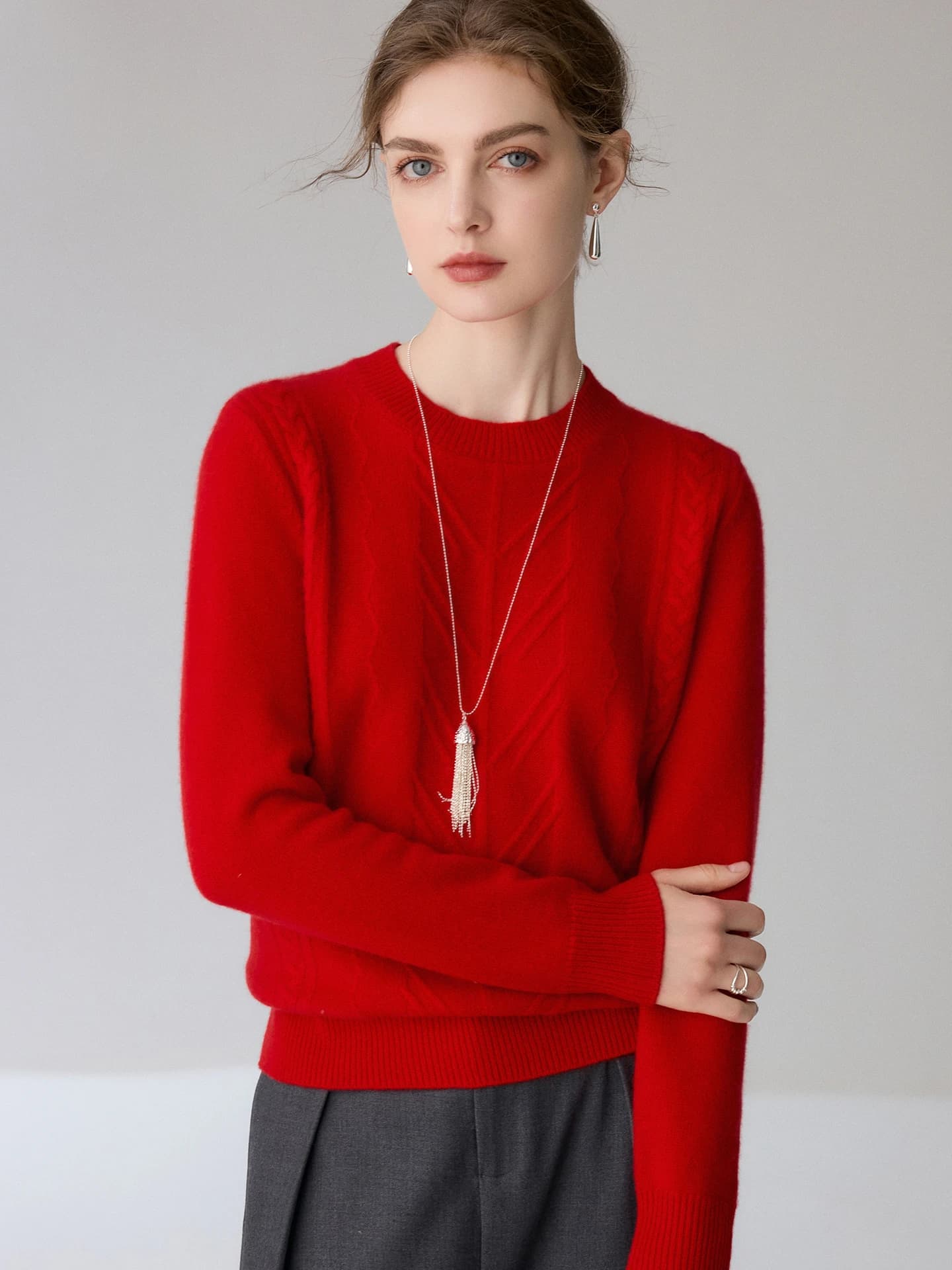7-Gauge Heavyweight Crew-Neck Cable-Knit · FRONT