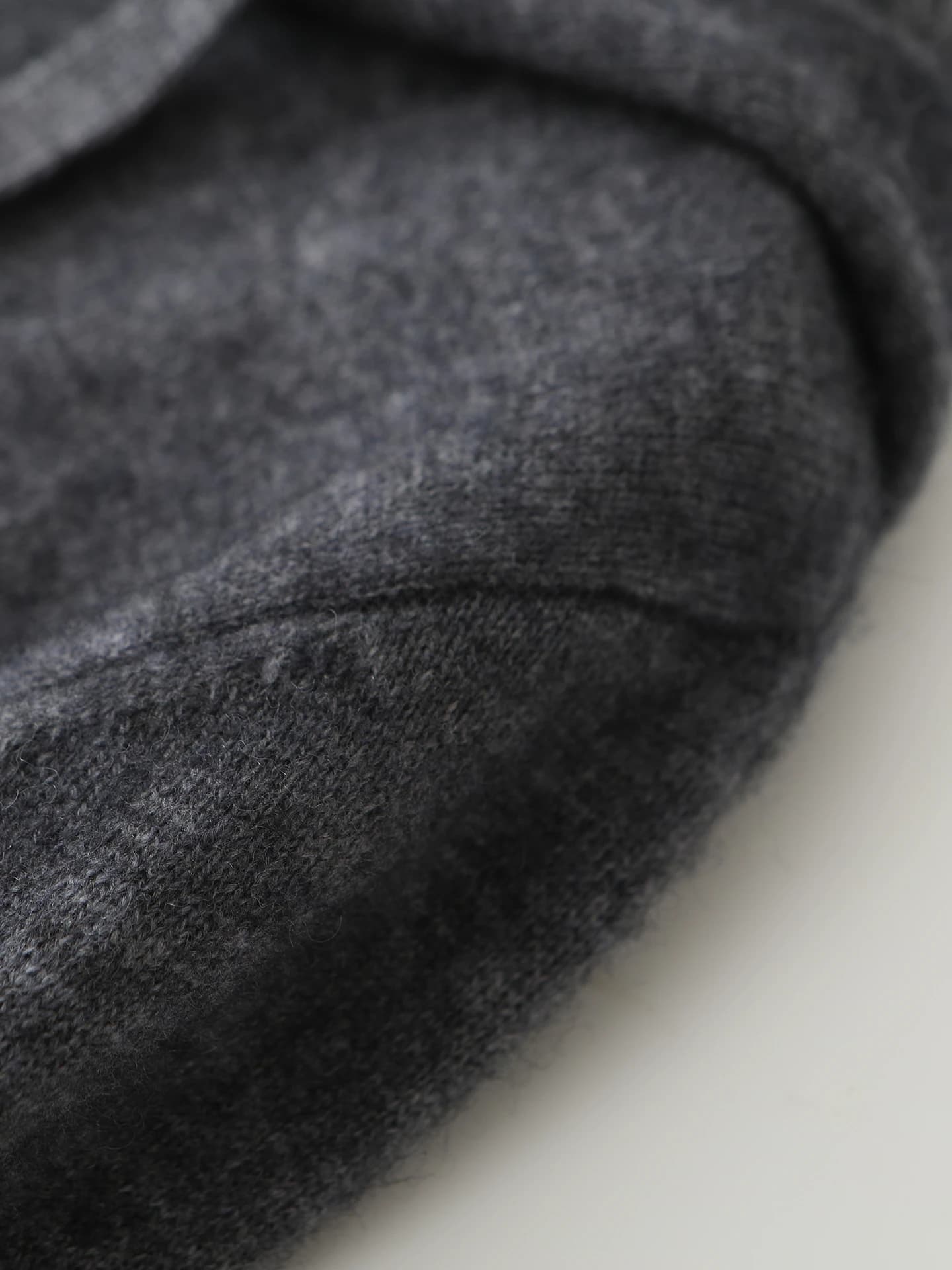 12-Gauge Hooded Cardigan · DETAIL