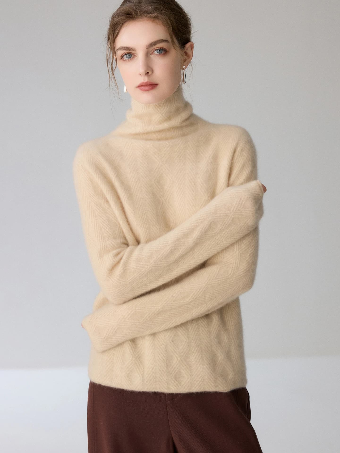 12-Gauge Slouch-Neck Diamond · FRONT
