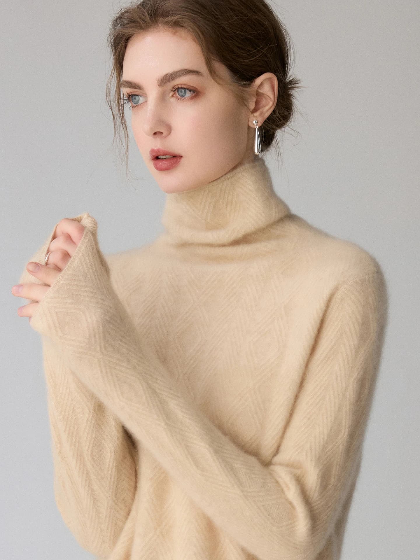 12-Gauge Slouch-Neck Diamond · FRONT