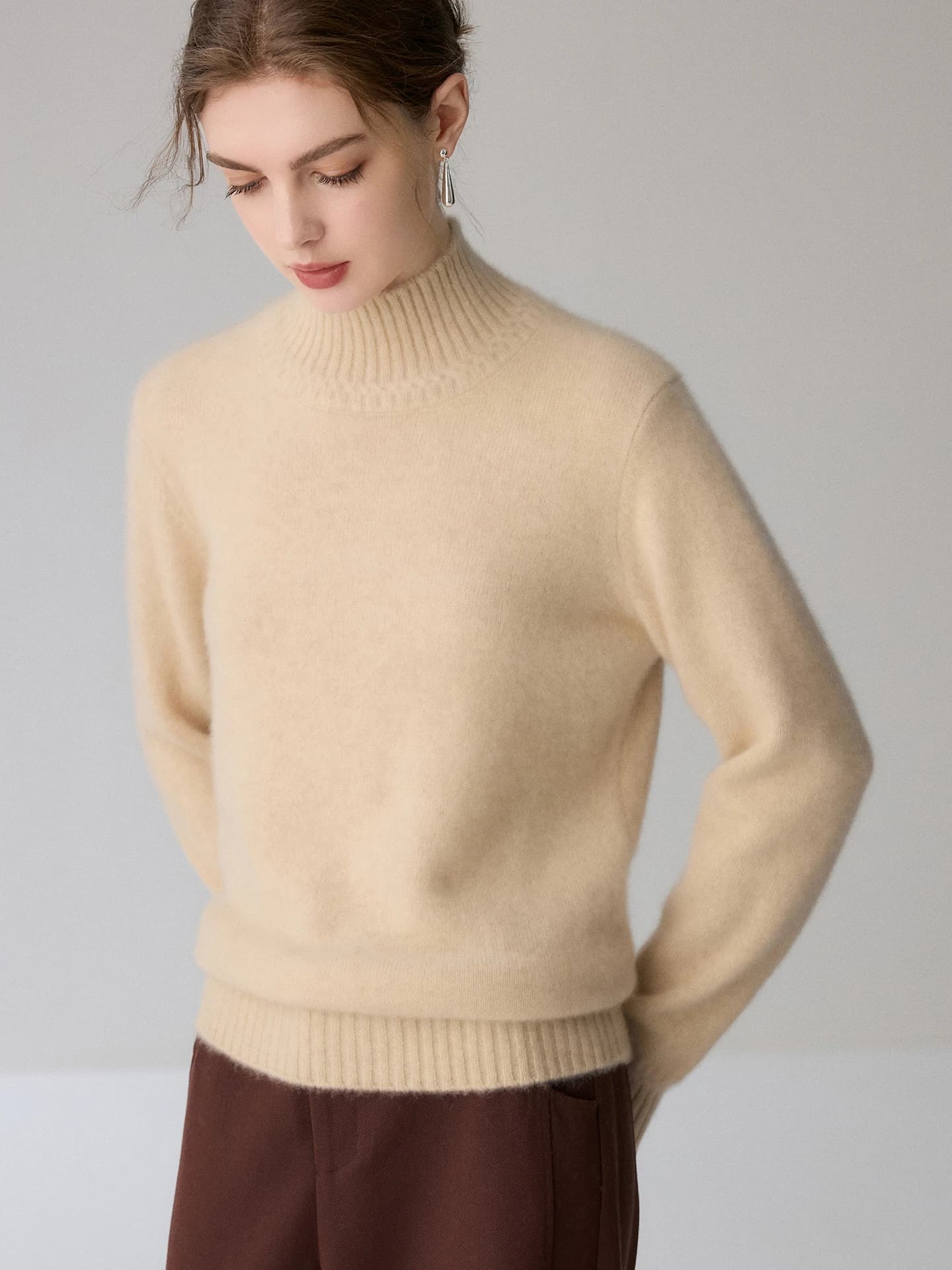 7-Gauge Heavyweight Mock-Neck · FRONT
