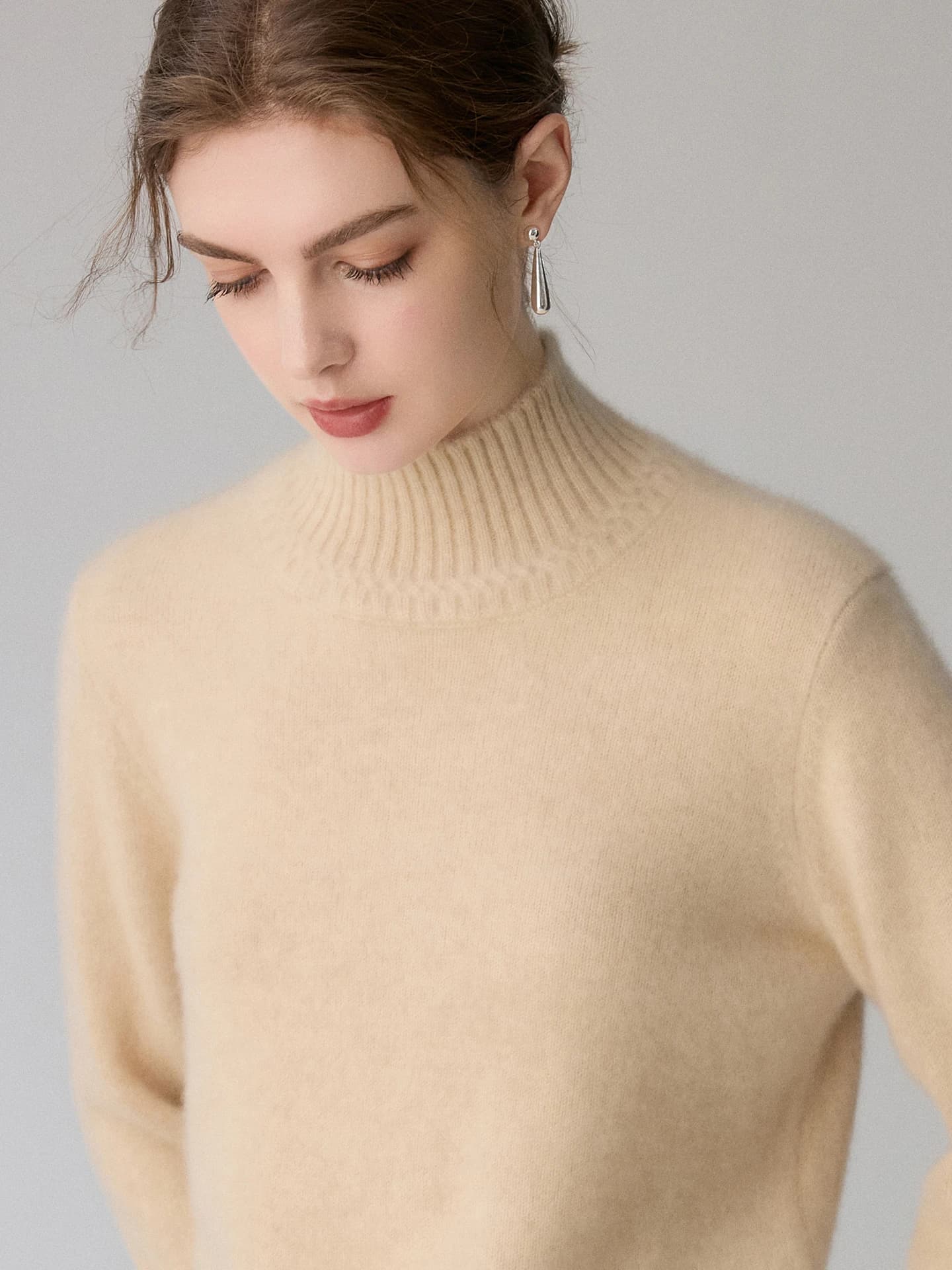 7-Gauge Heavyweight Mock-Neck · FRONT