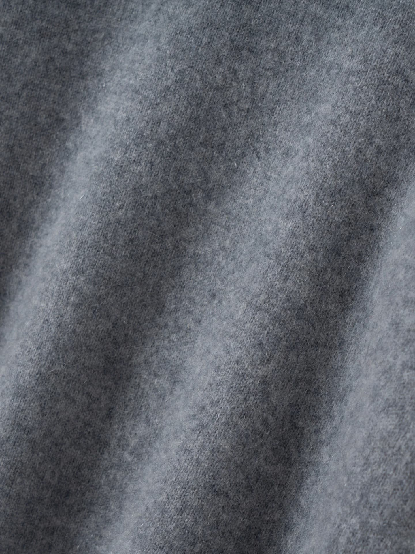 7-Gauge Crew-Neck Color-Block Neck-Cuff · DETAIL