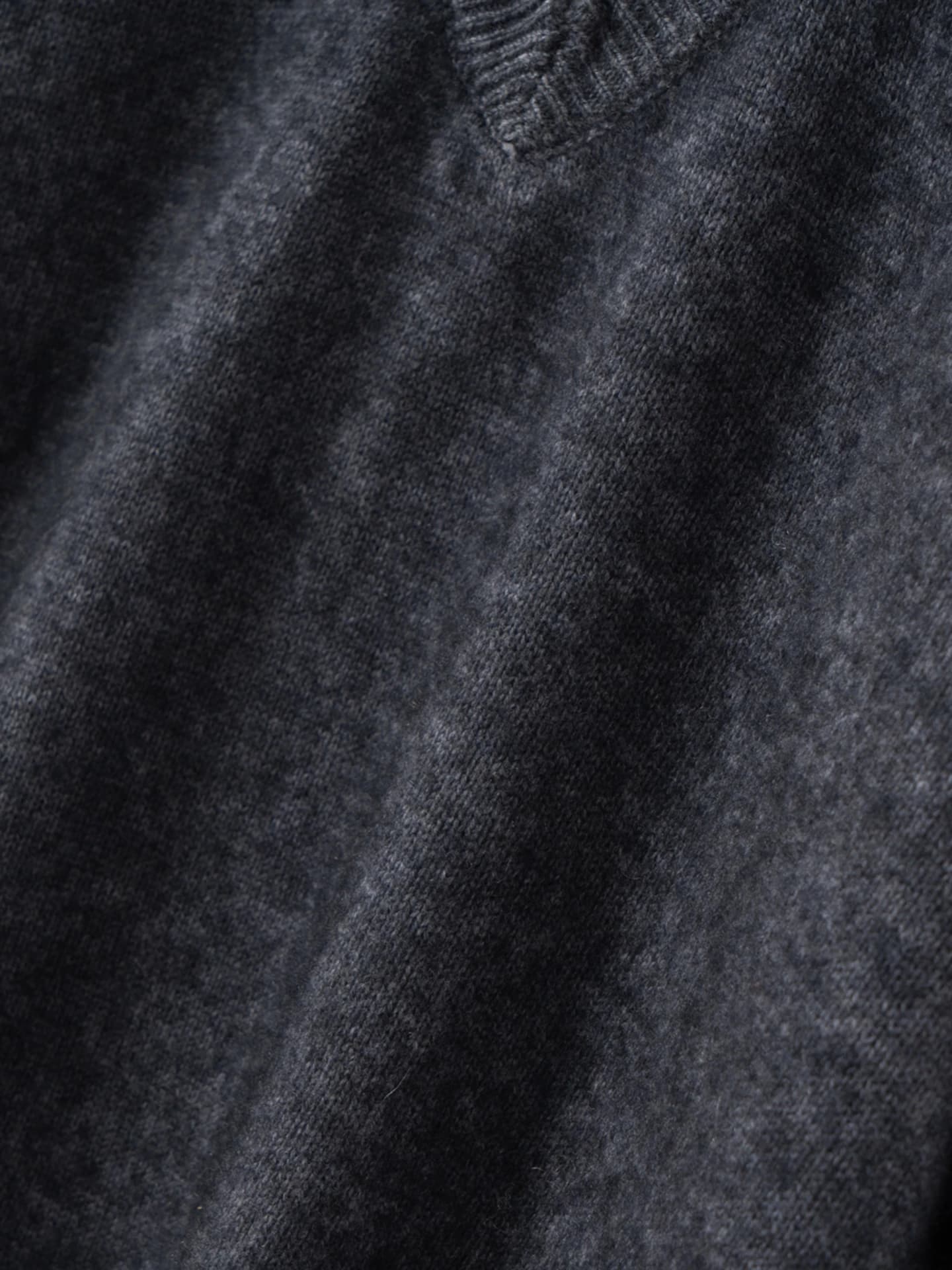 7-Gauge Lapel Color-Block · DETAIL