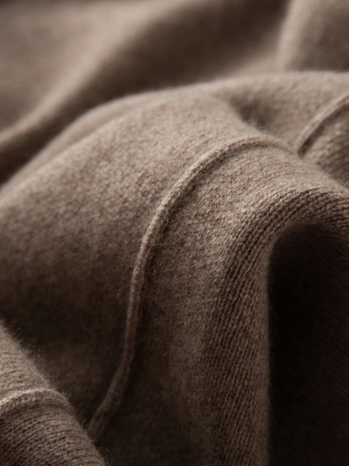 Center-Seam-Pants · DETAIL