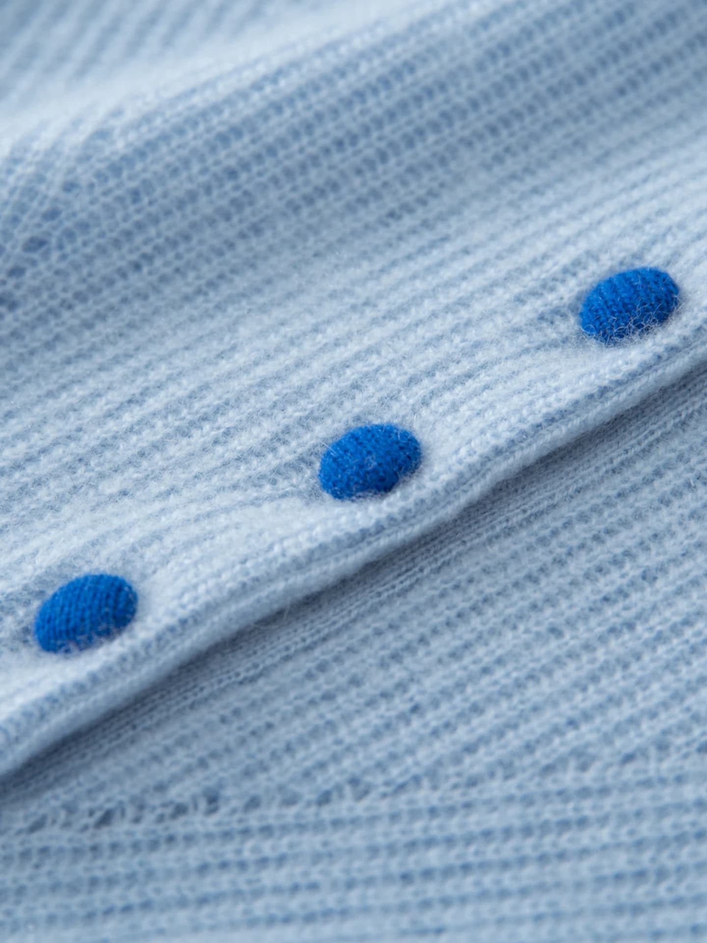 12-Gauge Half-Placket Covered-Button · DETAIL