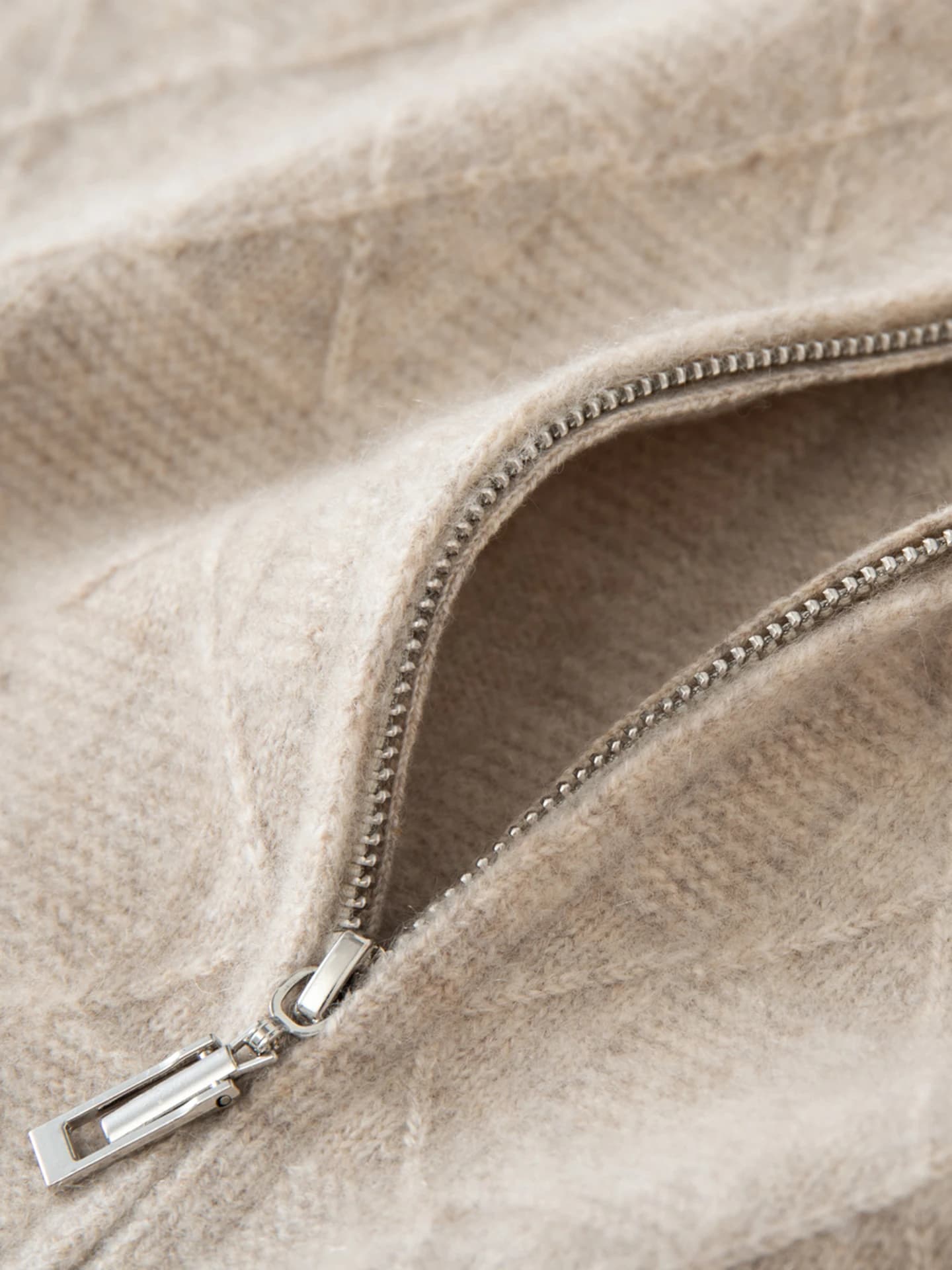7-Gauge Zip Vest · DETAIL