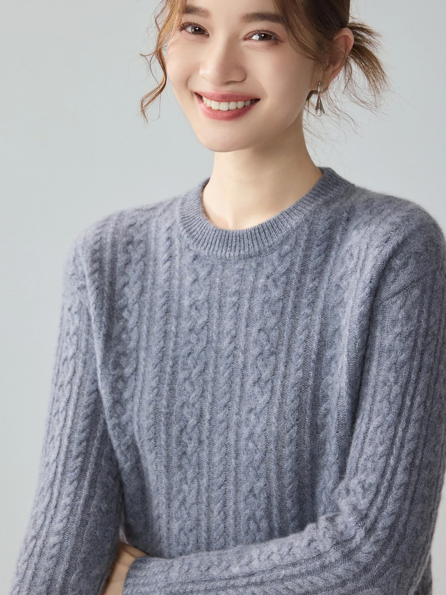7-Gauge Heavyweight All-Over Cable-Knit · FRONT