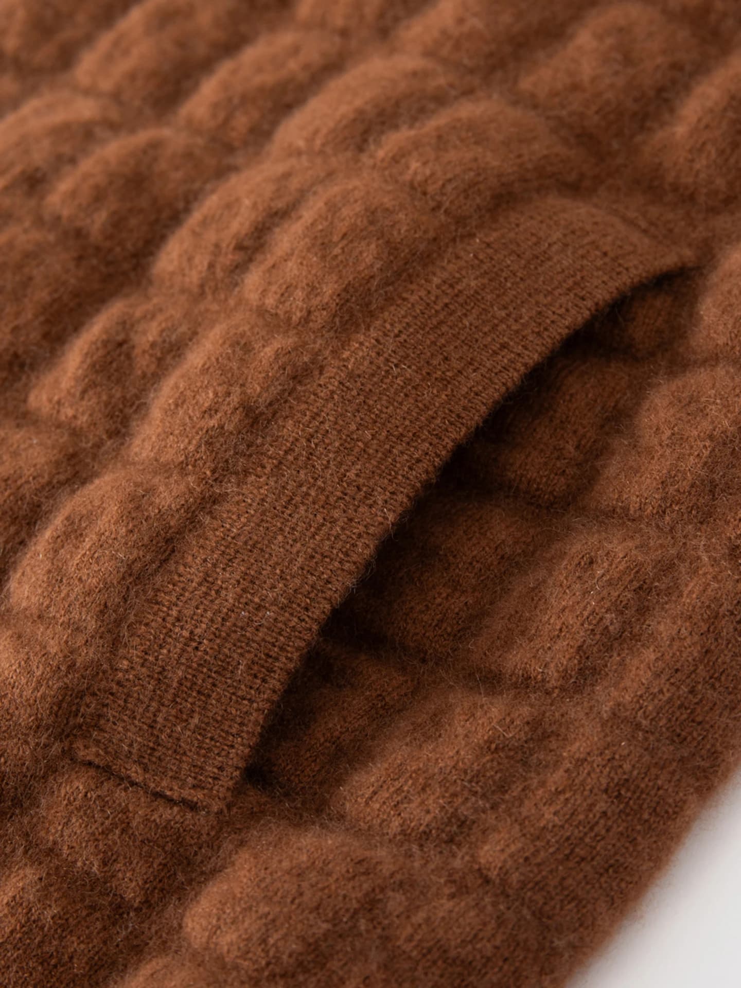 12-Gauge Heavyweight Padded-Jacket Air-Layer · DETAIL