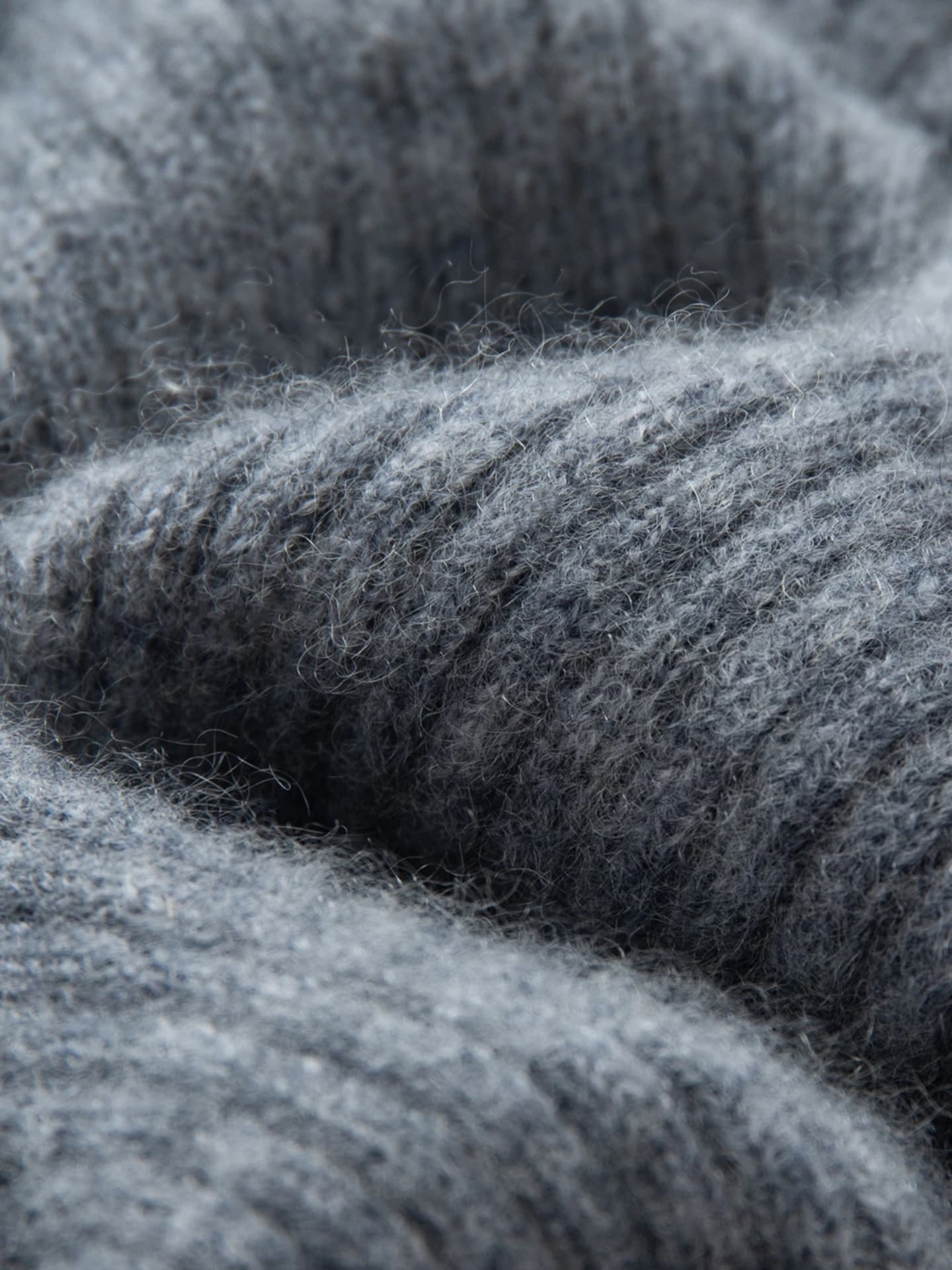 12-Gauge Slim-Fit Hoodie · DETAIL
