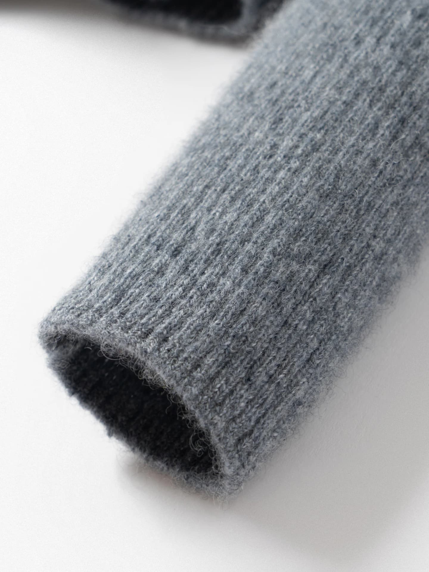 12-Gauge Slim-Fit Hoodie · DETAIL