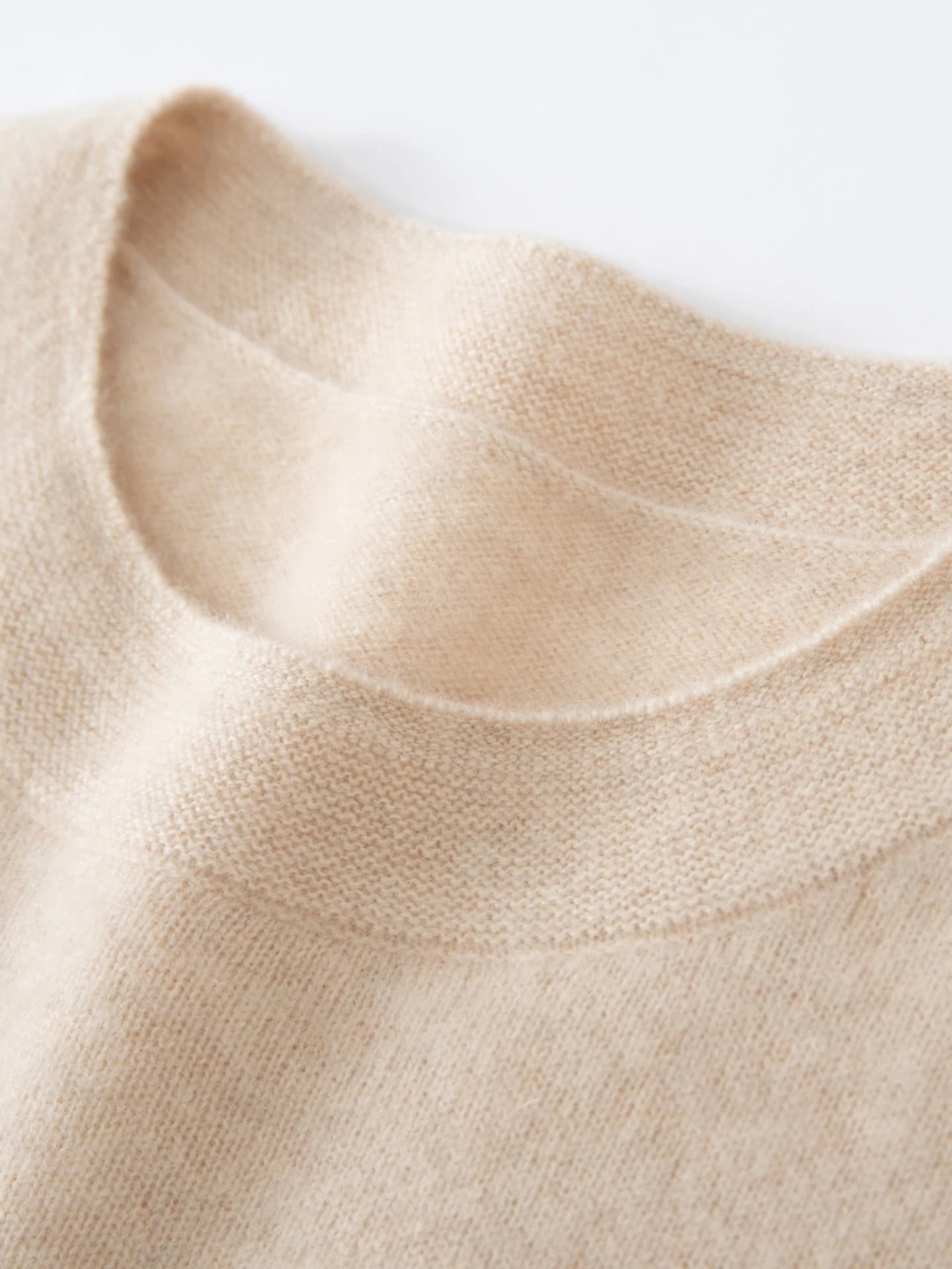 12-Gauge Crew-Neck Reinforced · DETAIL