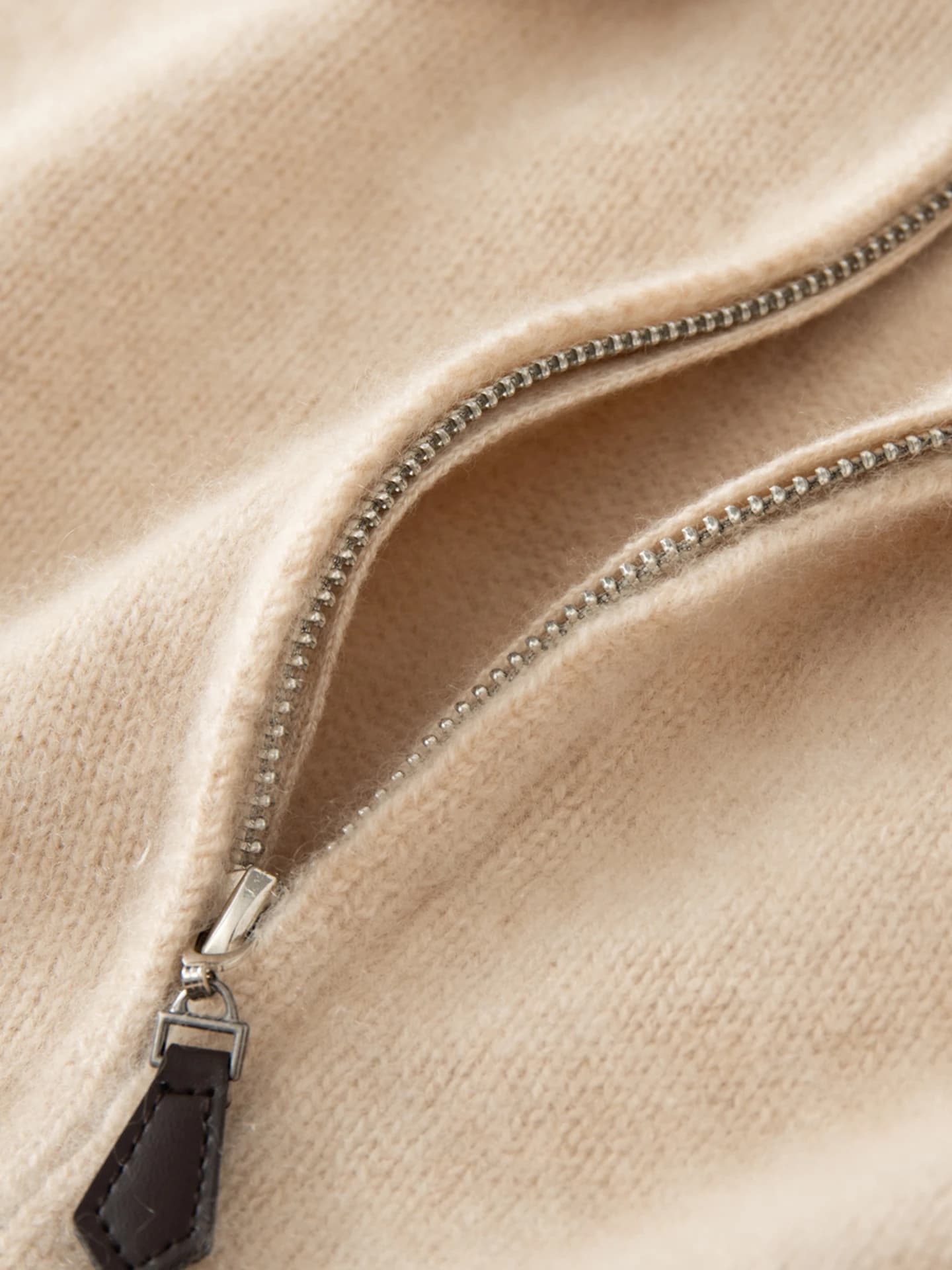 7-Gauge Lapel Cardigan · DETAIL