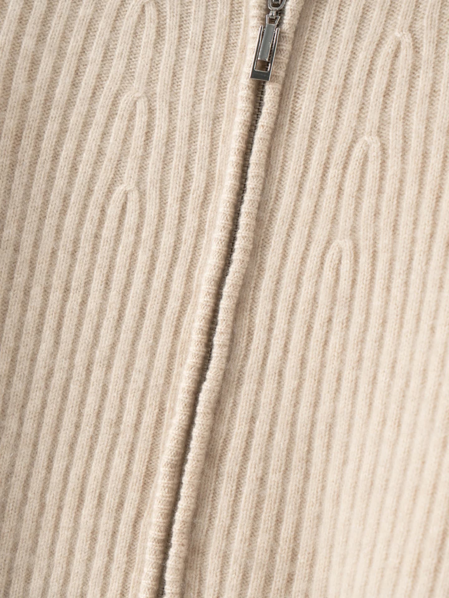 7-Gauge Cardigan Ribbed · DETAIL
