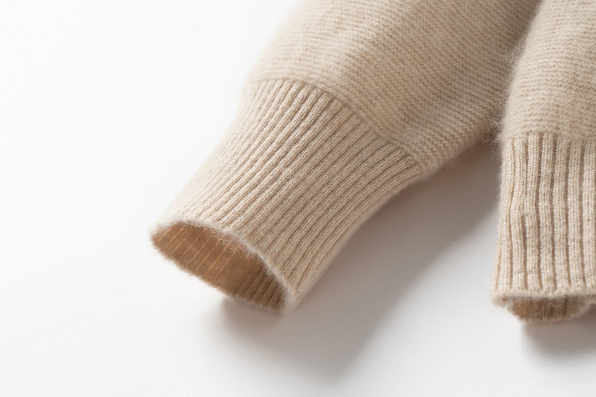 12-Gauge Half-Placket Buttoned · DETAIL