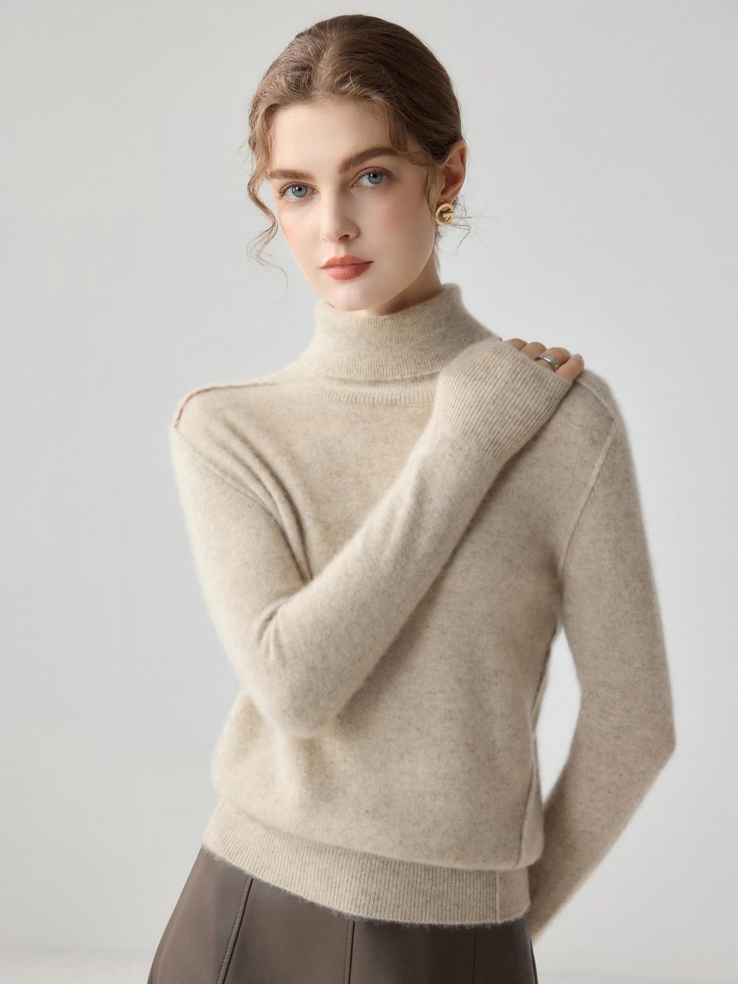12-Gauge Turtleneck Exposed-Seam Seam-Detail · FRONT