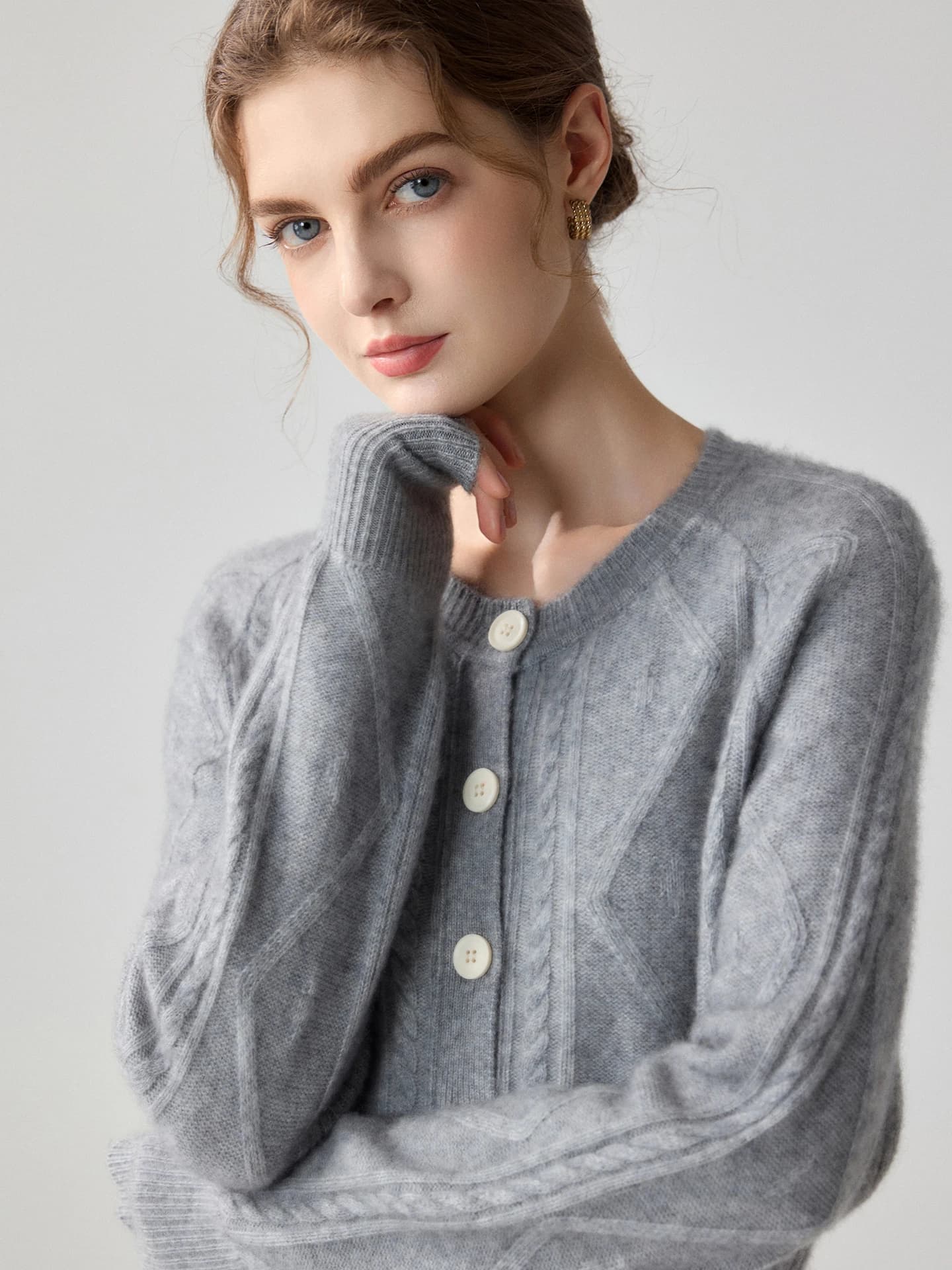 7-Gauge Cardigan Cable-Knit · FRONT
