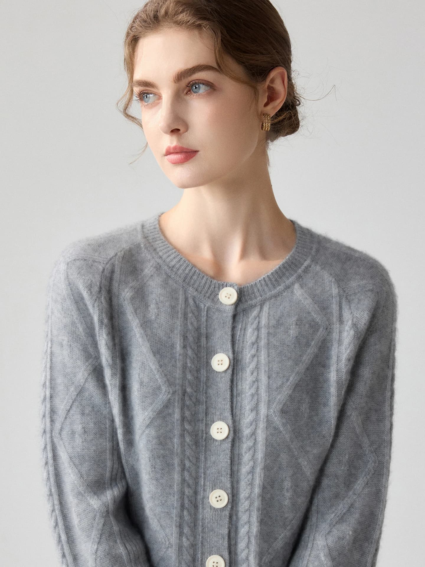 7-Gauge Cardigan Cable-Knit · FRONT