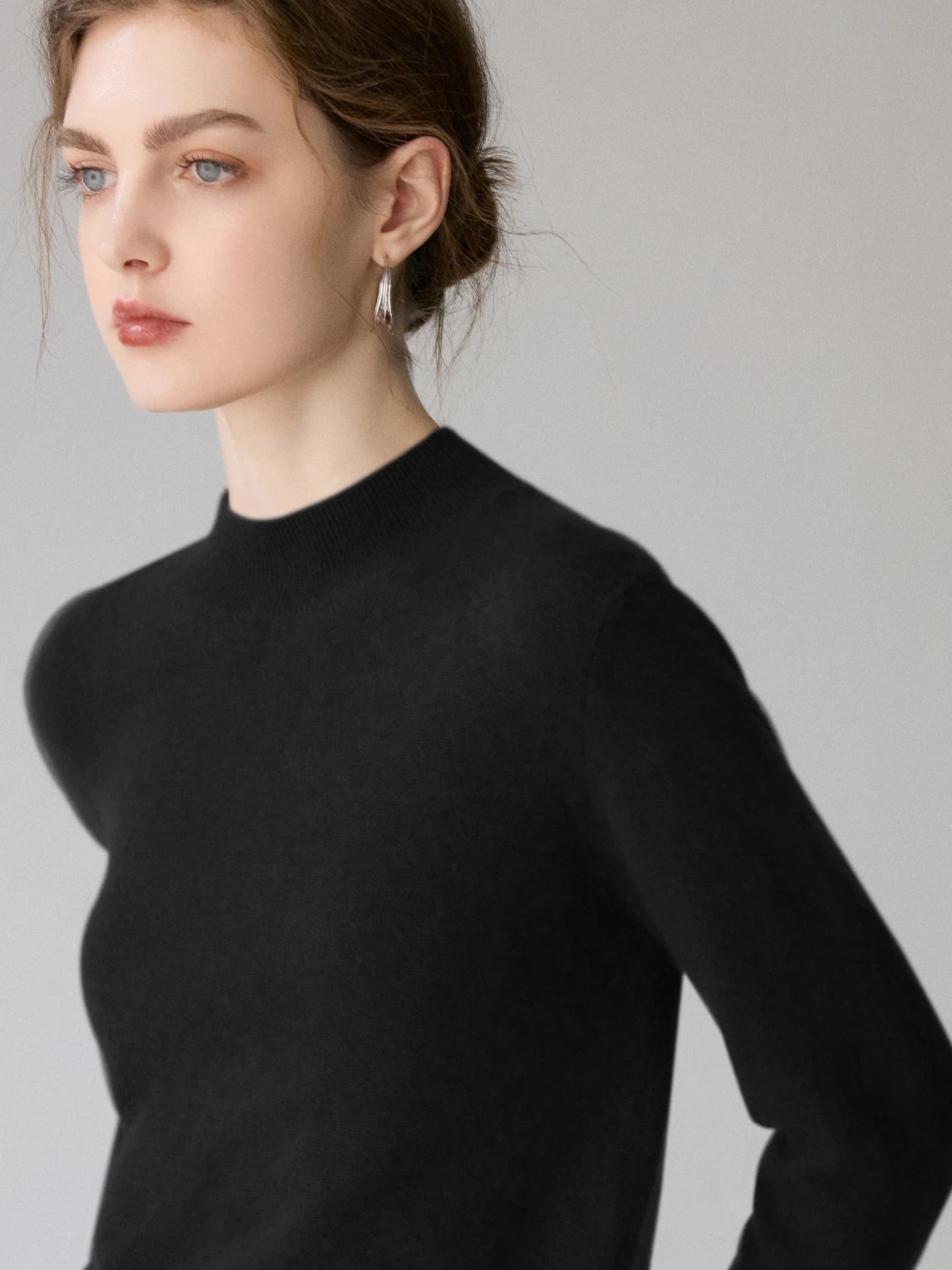 12-Gauge Mock-Neck Plain · FRONT