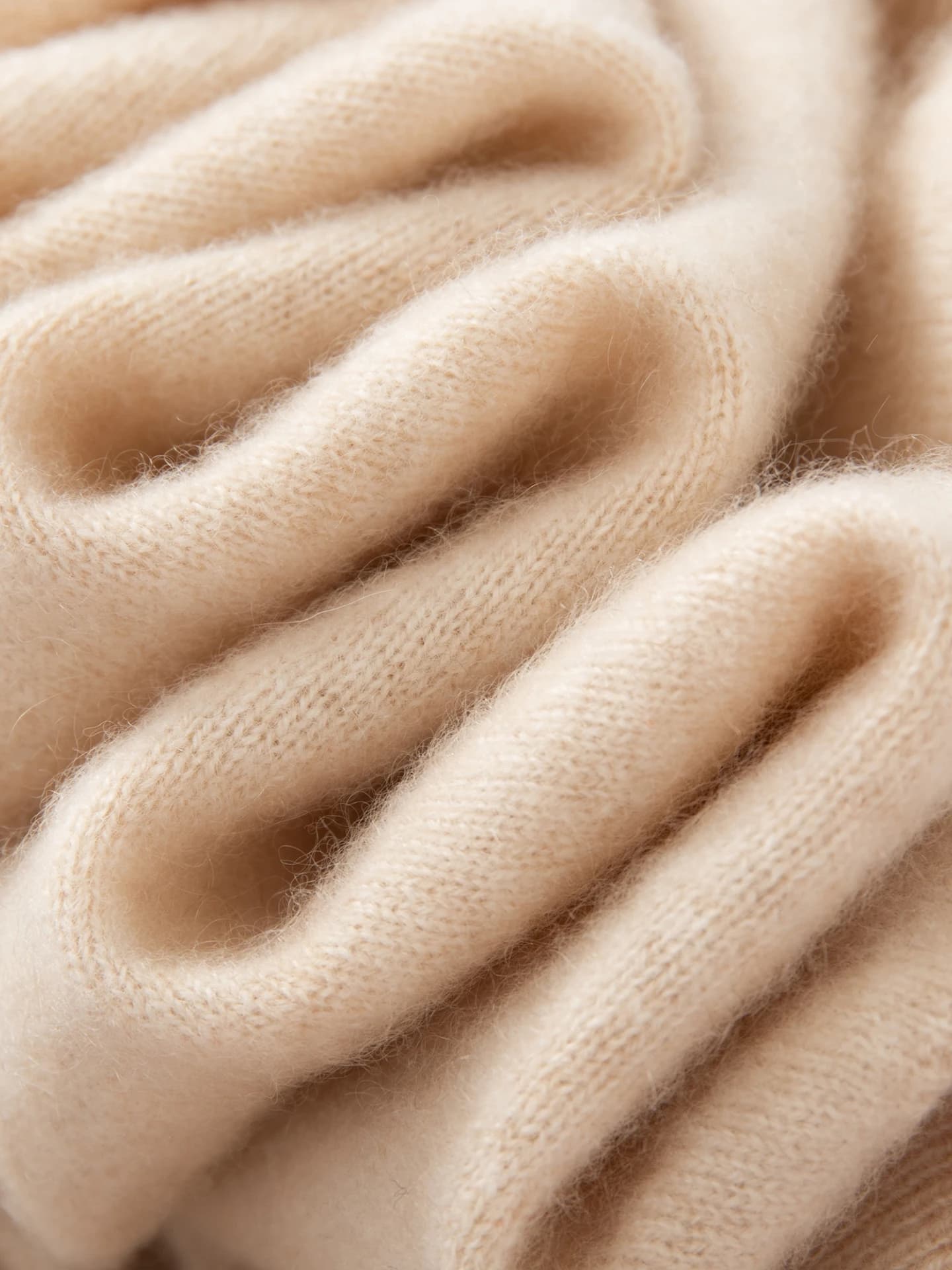 12-Gauge Turtleneck Plain · DETAIL