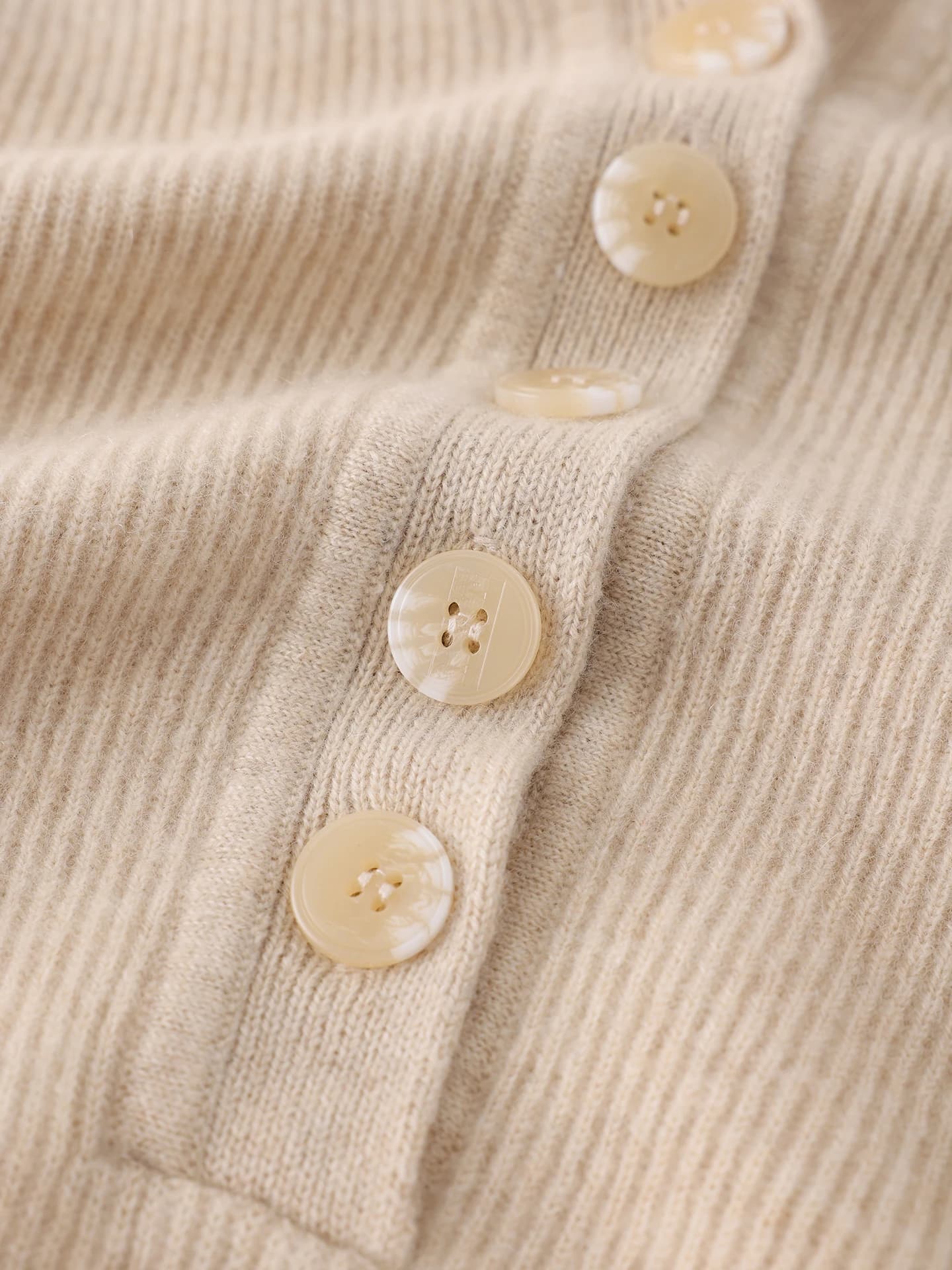 7-Gauge Heavyweight Fishermans-Rib Hoodie · DETAIL