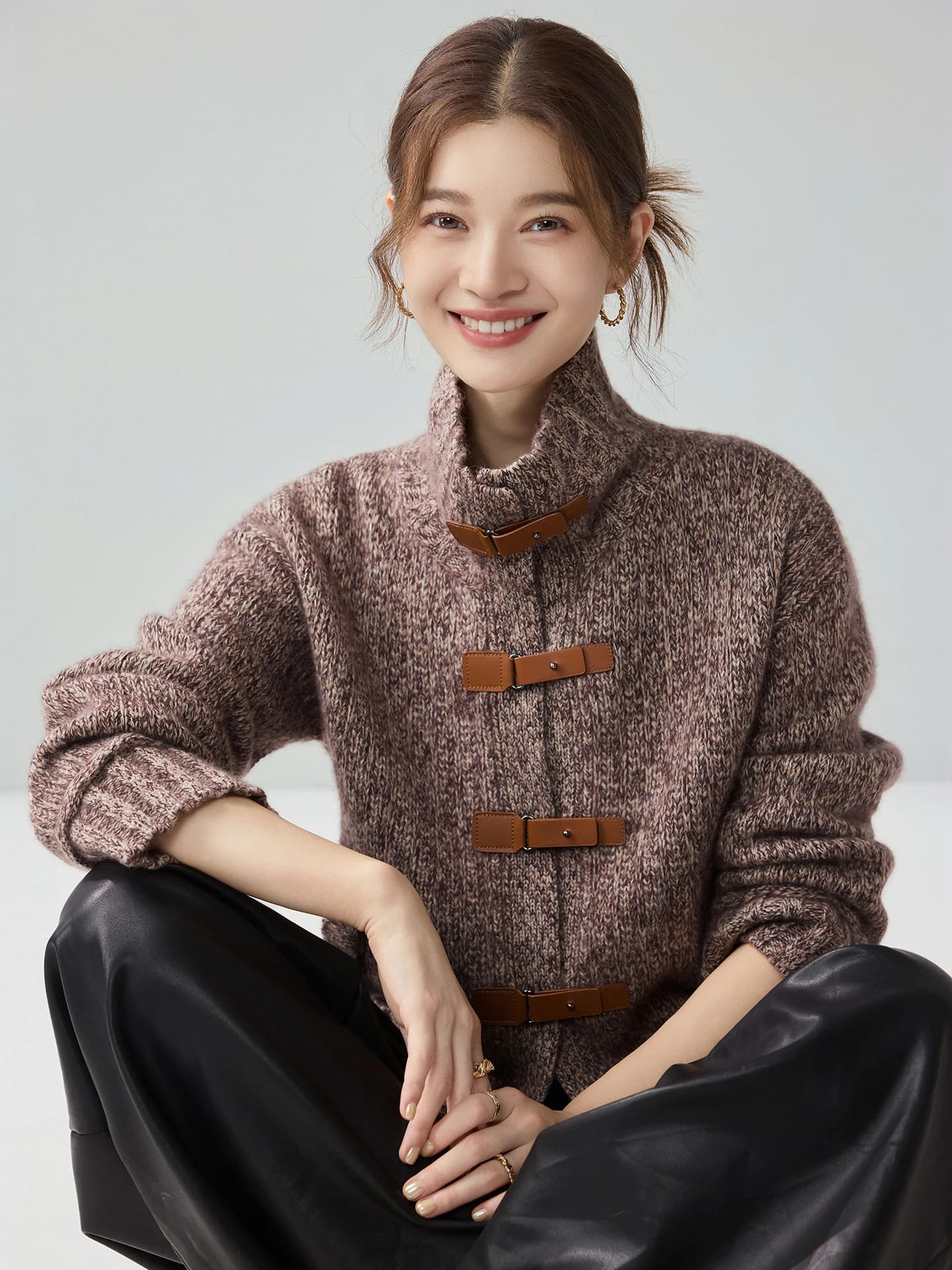 3-Gauge Heavyweight Leather-Button Cardigan · FRONT