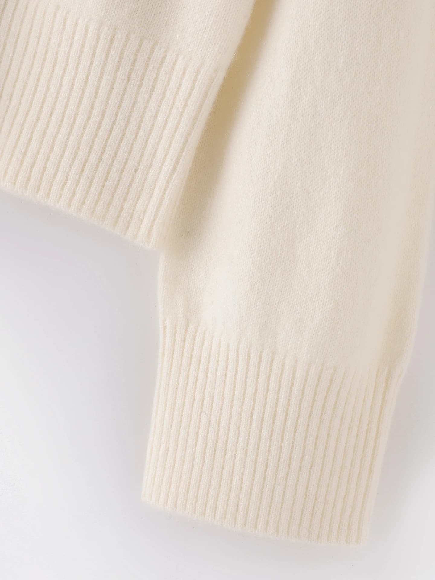 Beaded Cardigan · DETAIL