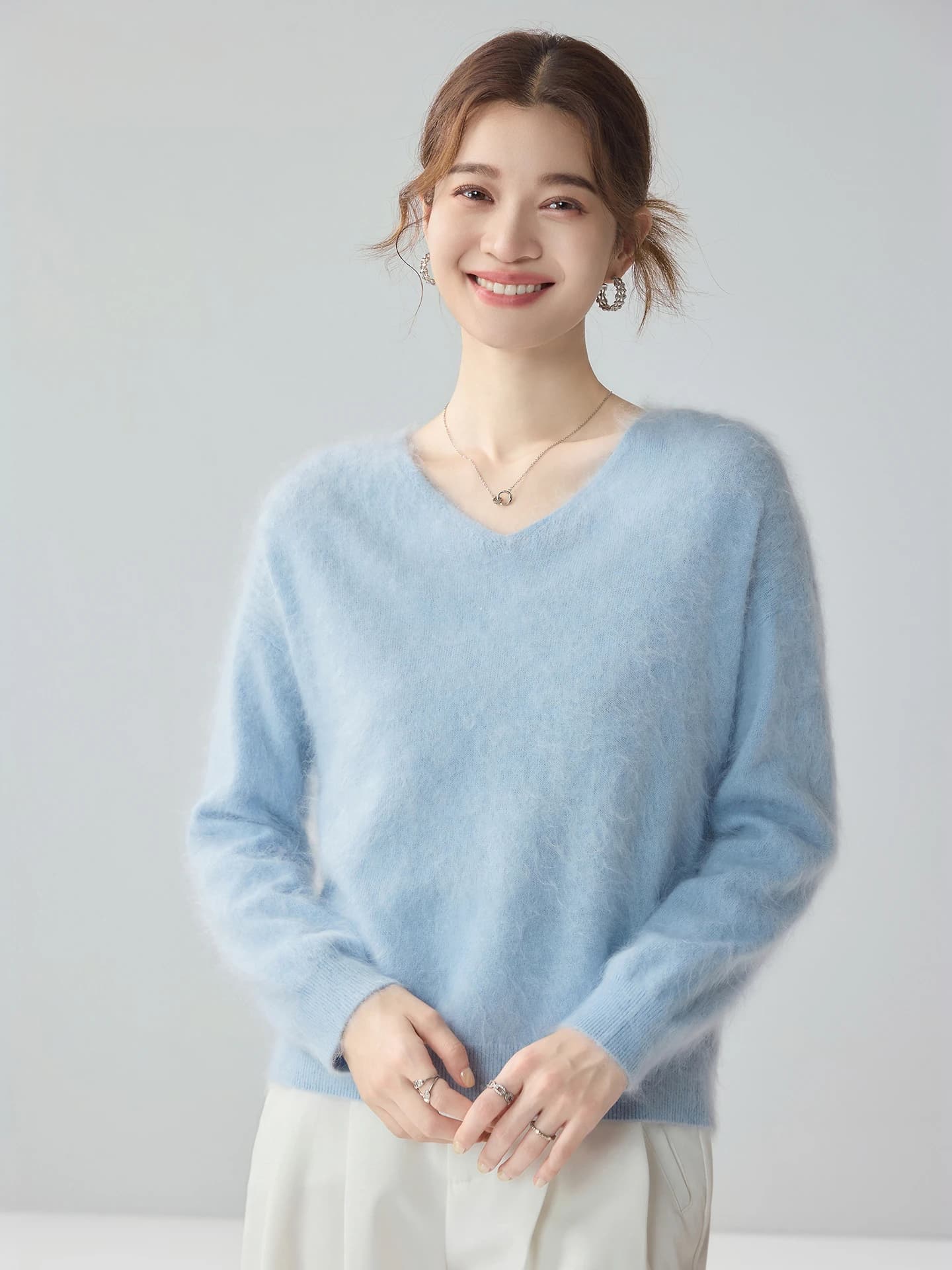 12-Gauge V-Neck Brushed Sequin · FRONT