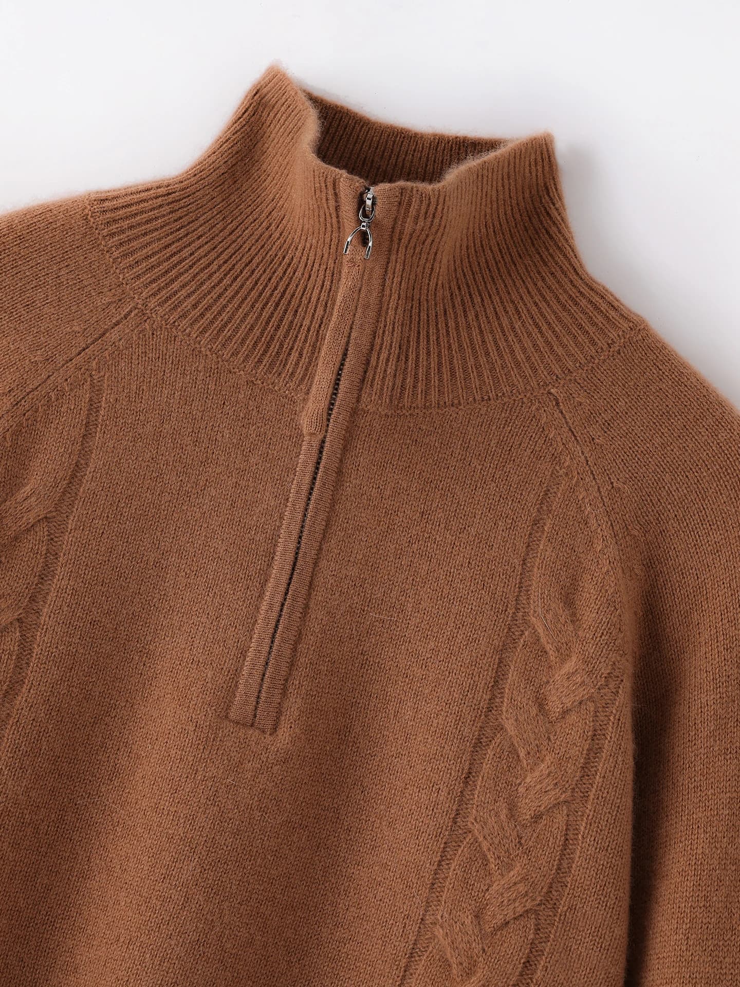 7-Gauge Heavyweight Half-Zip Color-Block Cable-Knit · DETAIL