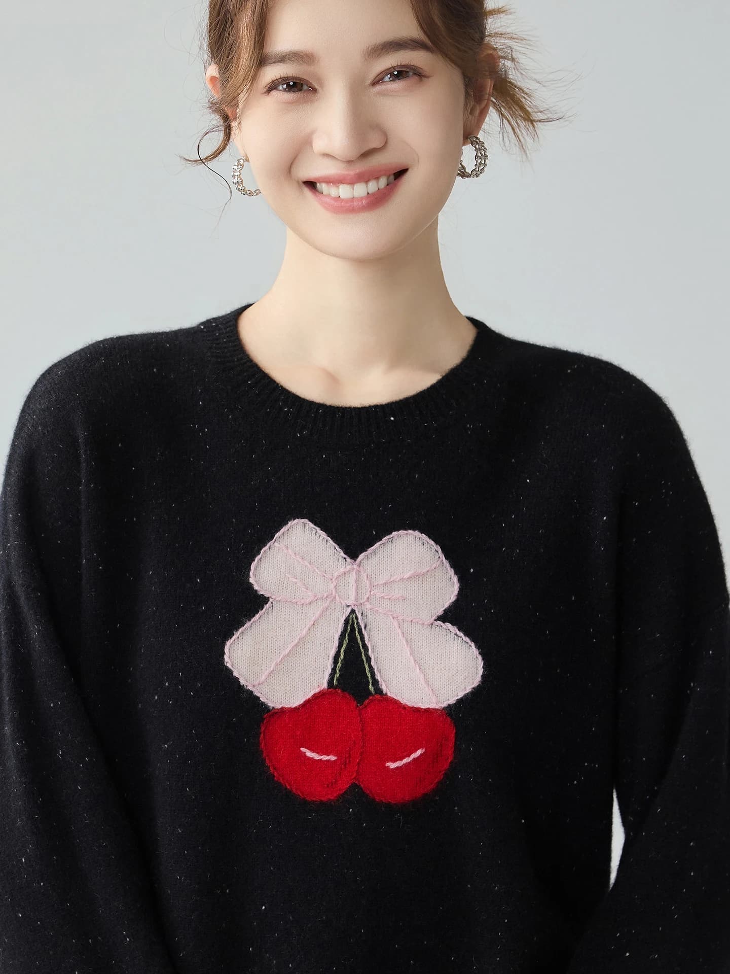 7-Gauge Heavyweight Nep-Yarn Cherry Jacquard · FRONT