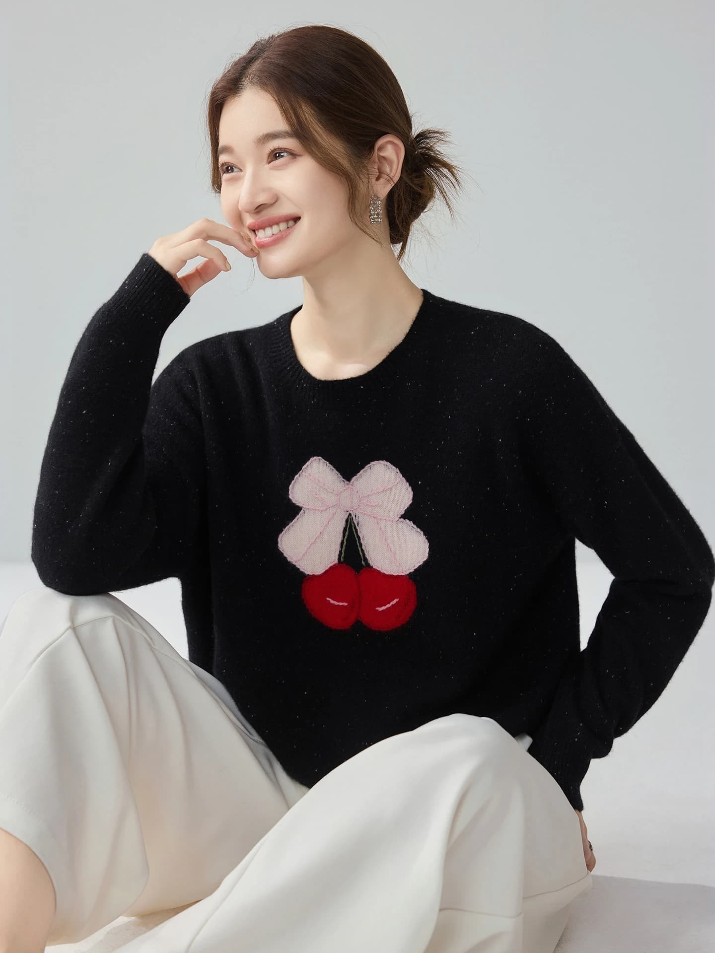 7-Gauge Heavyweight Nep-Yarn Cherry Jacquard · FRONT