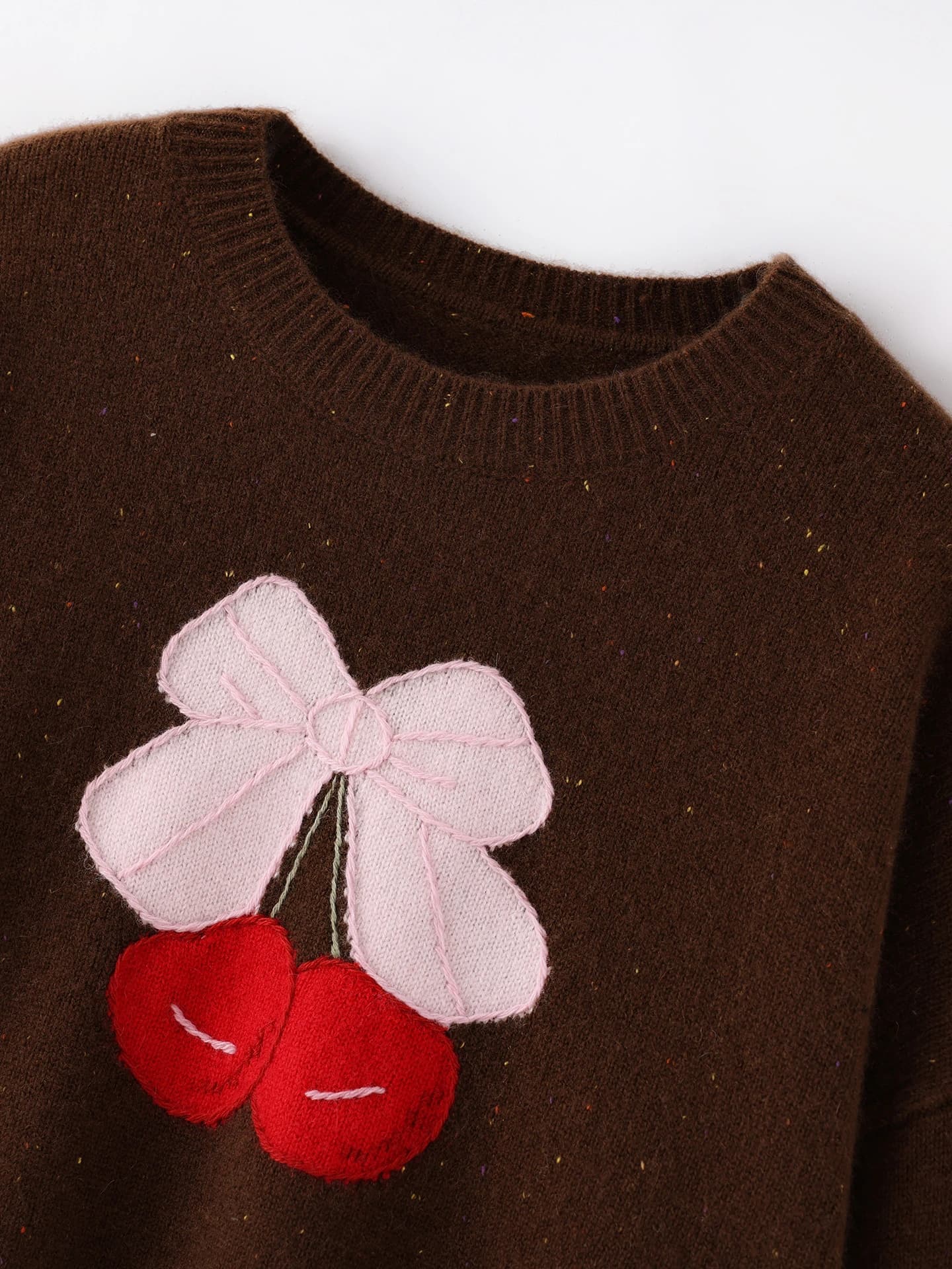 7-Gauge Heavyweight Nep-Yarn Cherry Jacquard · DETAIL