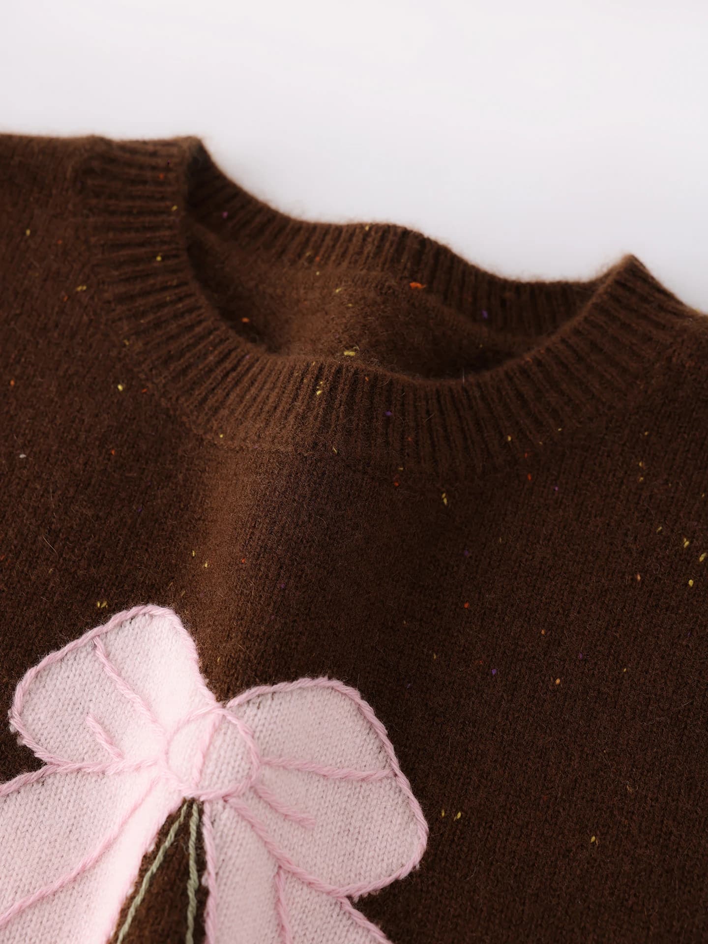7-Gauge Heavyweight Nep-Yarn Cherry Jacquard · DETAIL
