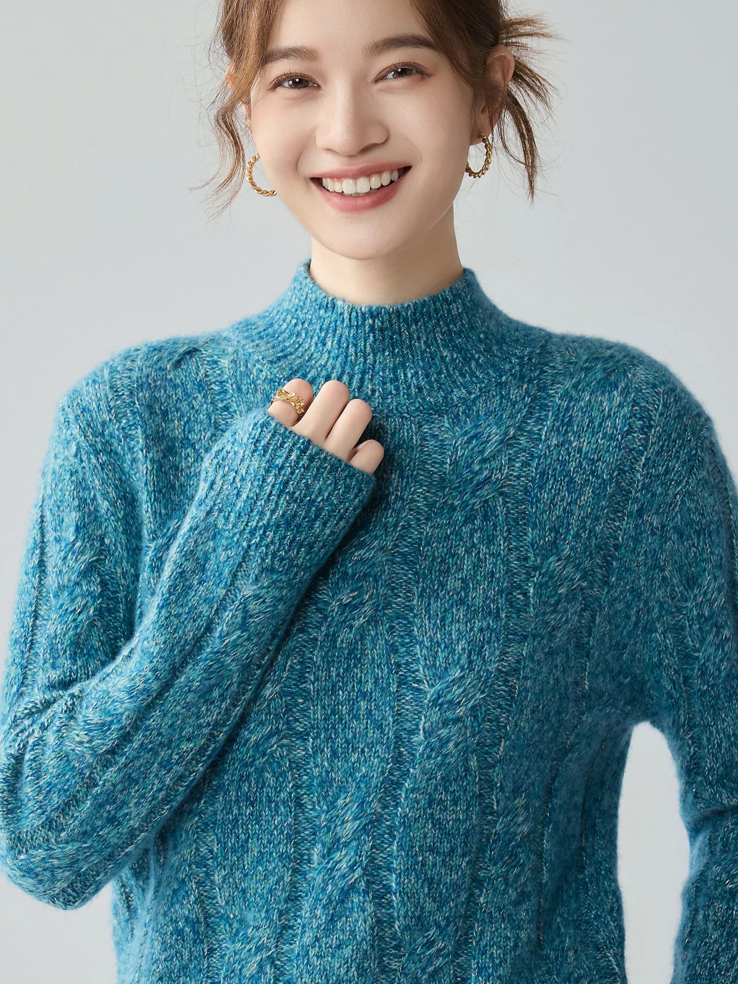 Velvet 7-Gauge Heavyweight Lurex Cable-Knit Mock-Neck · FRONT