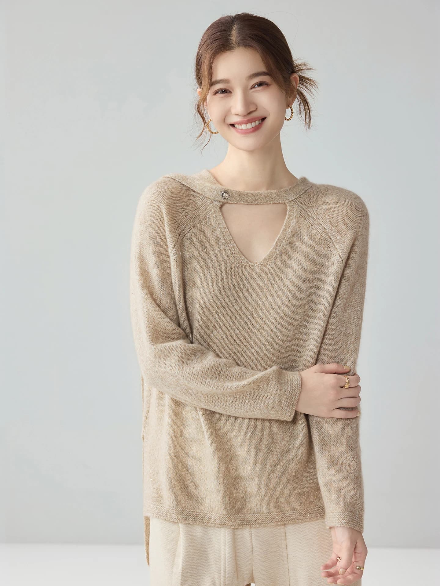 Velvet 3-5-7-Gauge Single-Ply Lurex Sequin Tie-Neck · FRONT
