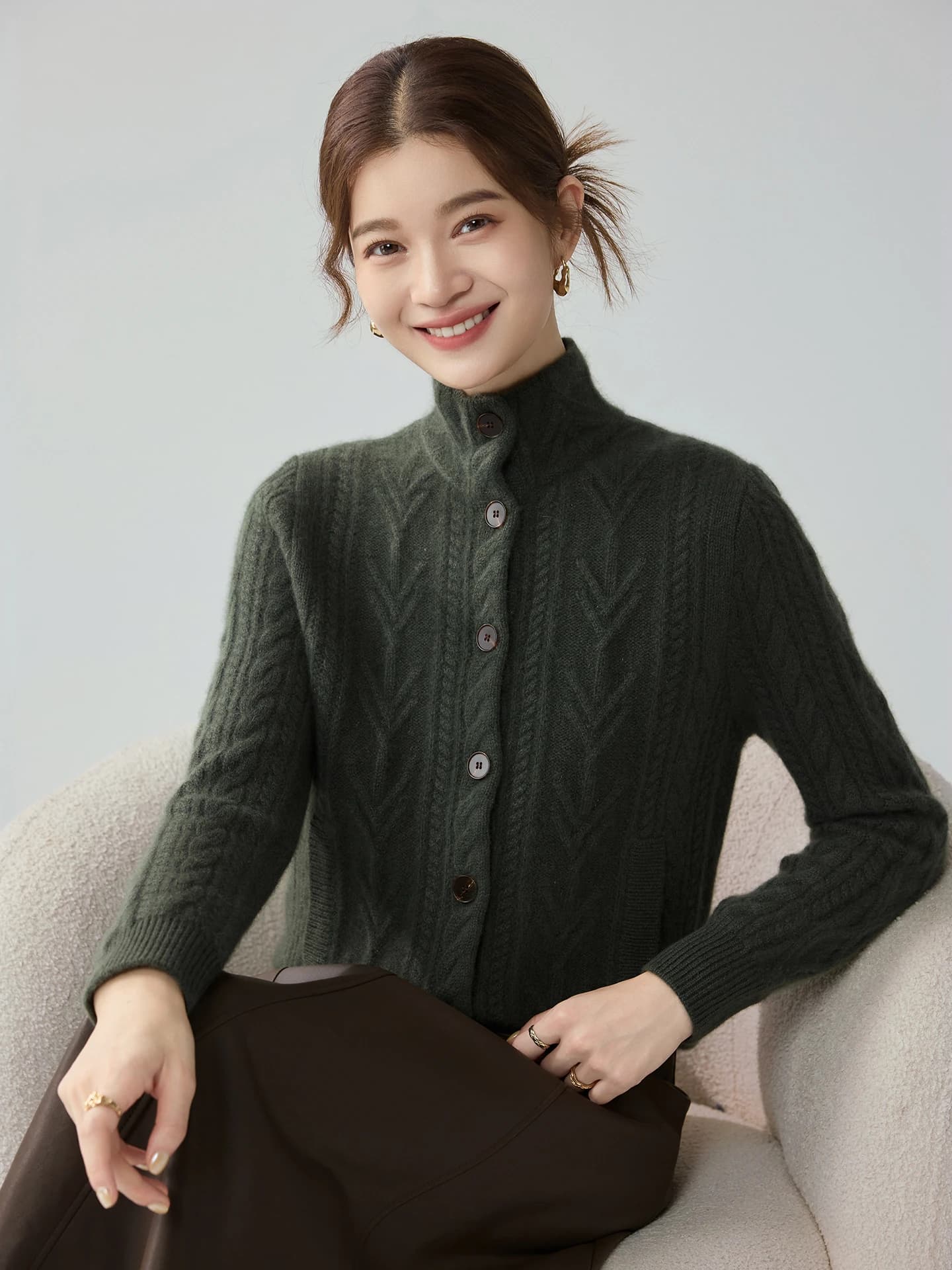 7-Gauge Heavyweight Stand-Collar Cable-Knit Cardigan · FRONT